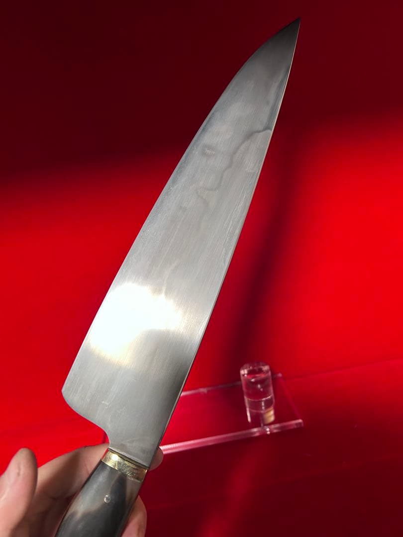 01575 包丁　牛刀　本焼　刃紋綺麗　スウェーデン鋼　皆乱紋　手作り　未使用品