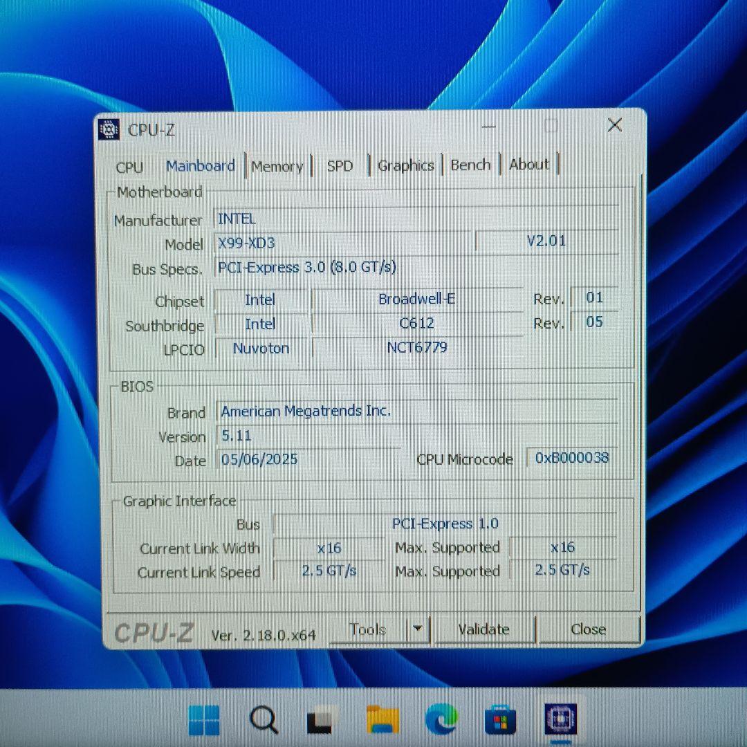 た*い様 【ケース新品】Xeon(18C36T)メモリ16GB GTX1070