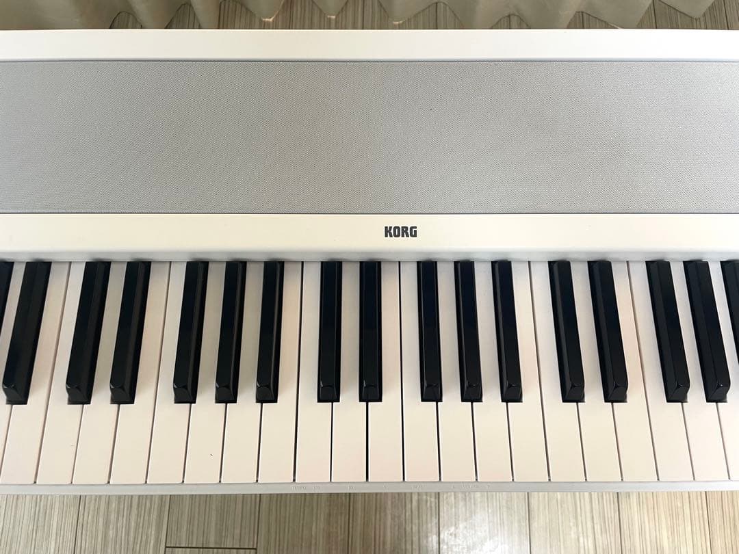 『ぴょん丸』KORG 電子ピアノB2 【23製 】譜面立て&ペダル付属
