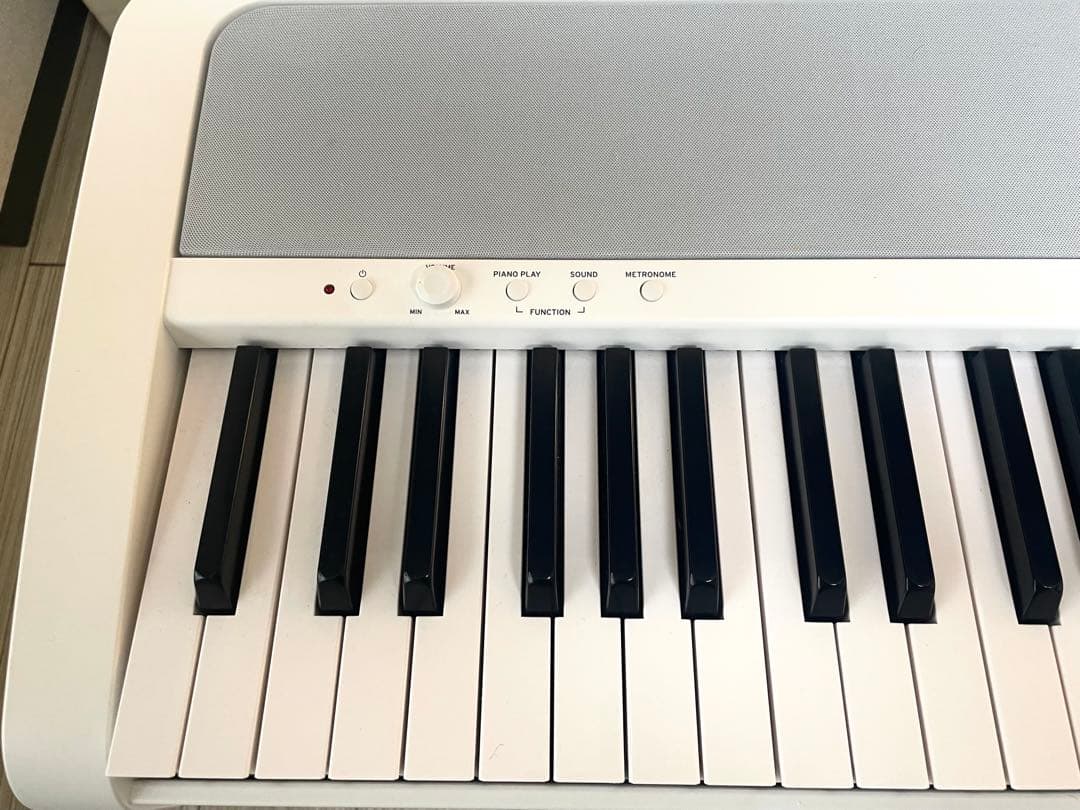 『ぴょん丸』KORG 電子ピアノB2 【23製 】譜面立て&ペダル付属