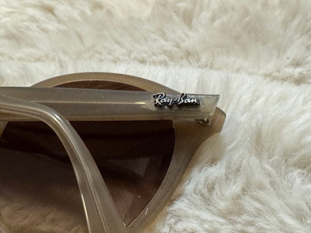 Ray-Ban♡レイバンボストン♡ベージュサングラス♡RB2180