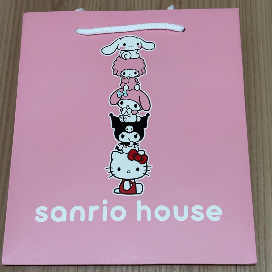 新品⭐︎サンリオハウス ジェラピケ キティ Tシャツ