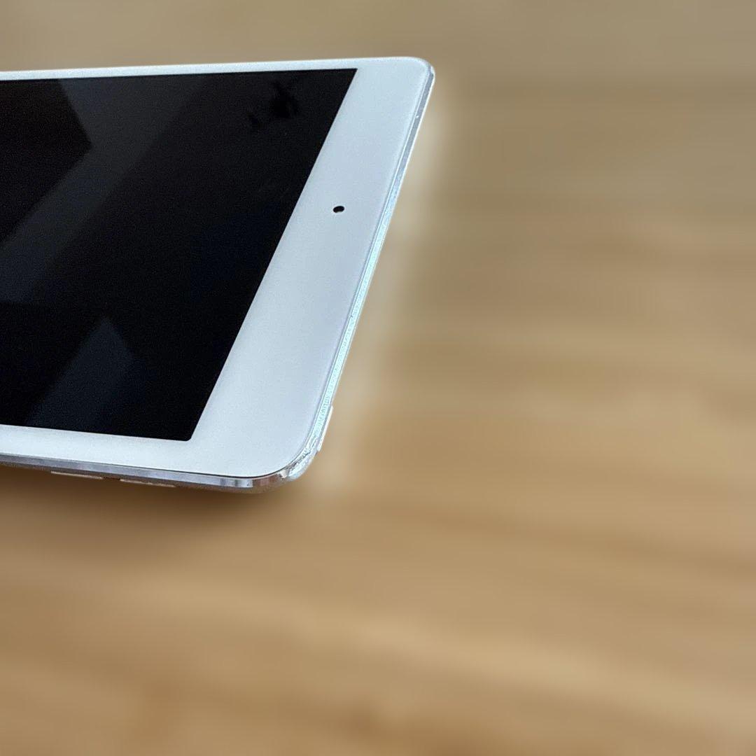 iPad mini4 64GB A1538 シルバー本体のみ