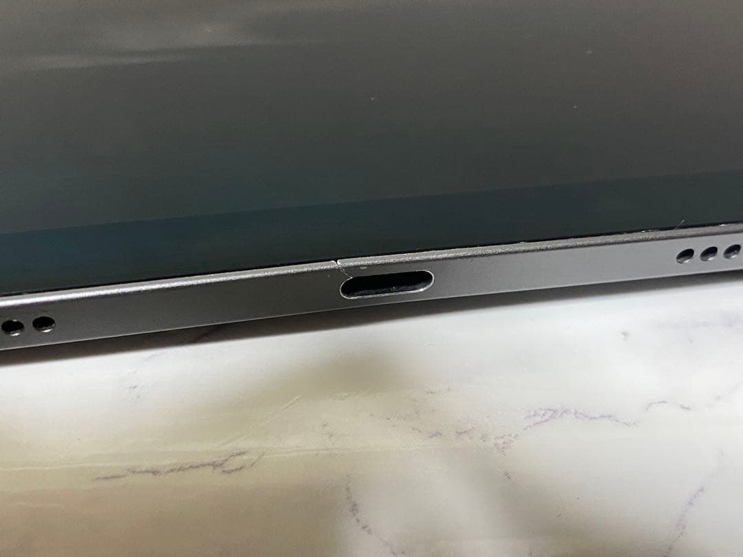 液晶不良 Apple iPad Pro 第3世代 11インチ 128GB