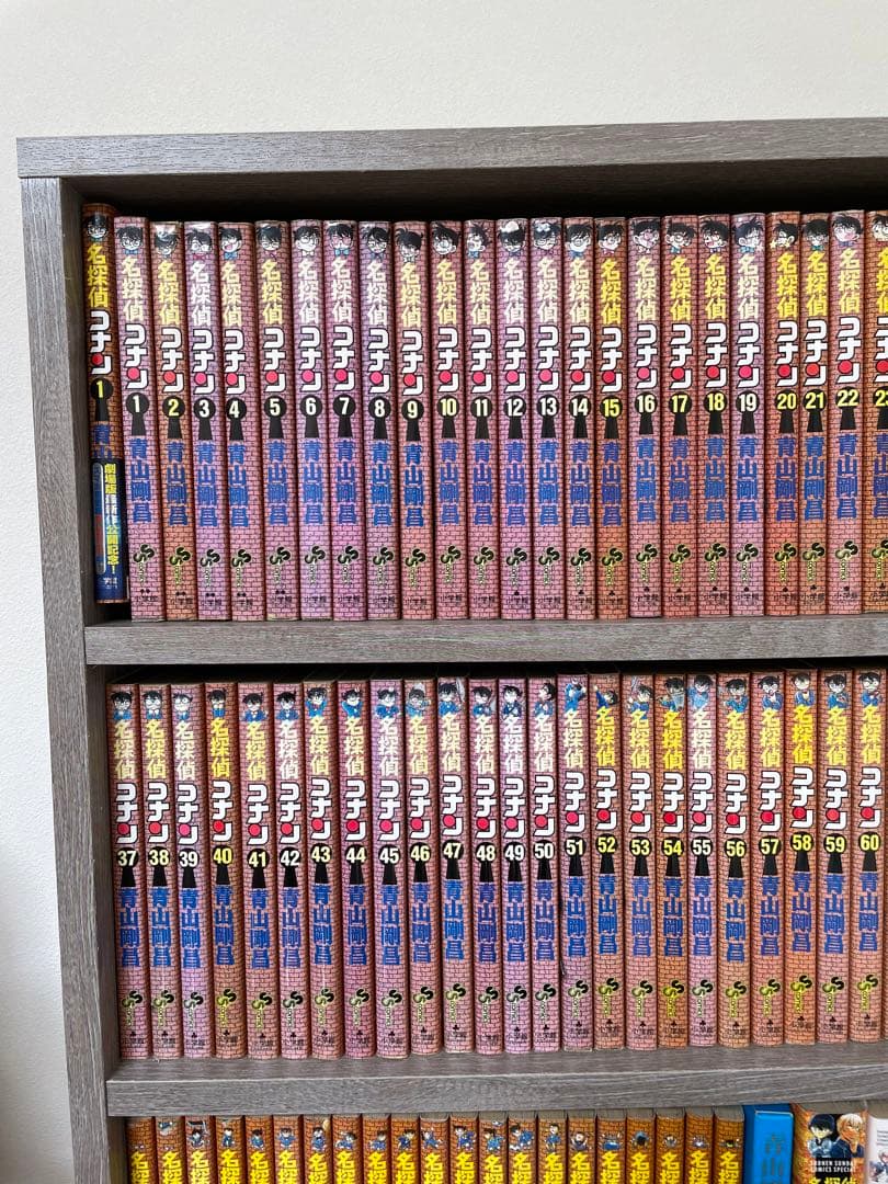 コナン1〜95 まじっく快斗　青山剛昌本　ゼロの日常　犯人の犯沢さん　DVD