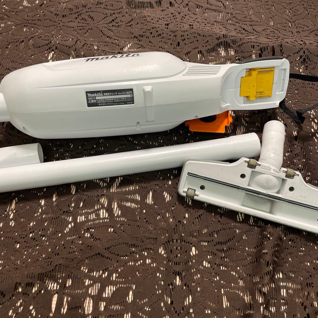 Makita 18V 充電式クリーナー CL182FD オーバーホール済