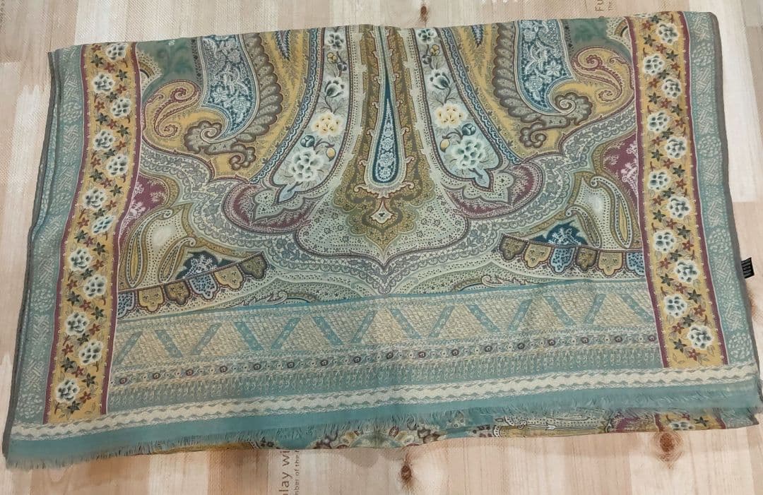 ETRO ペイズリー柄シルク＆ウール 大判ストール（週末値下げ中）
