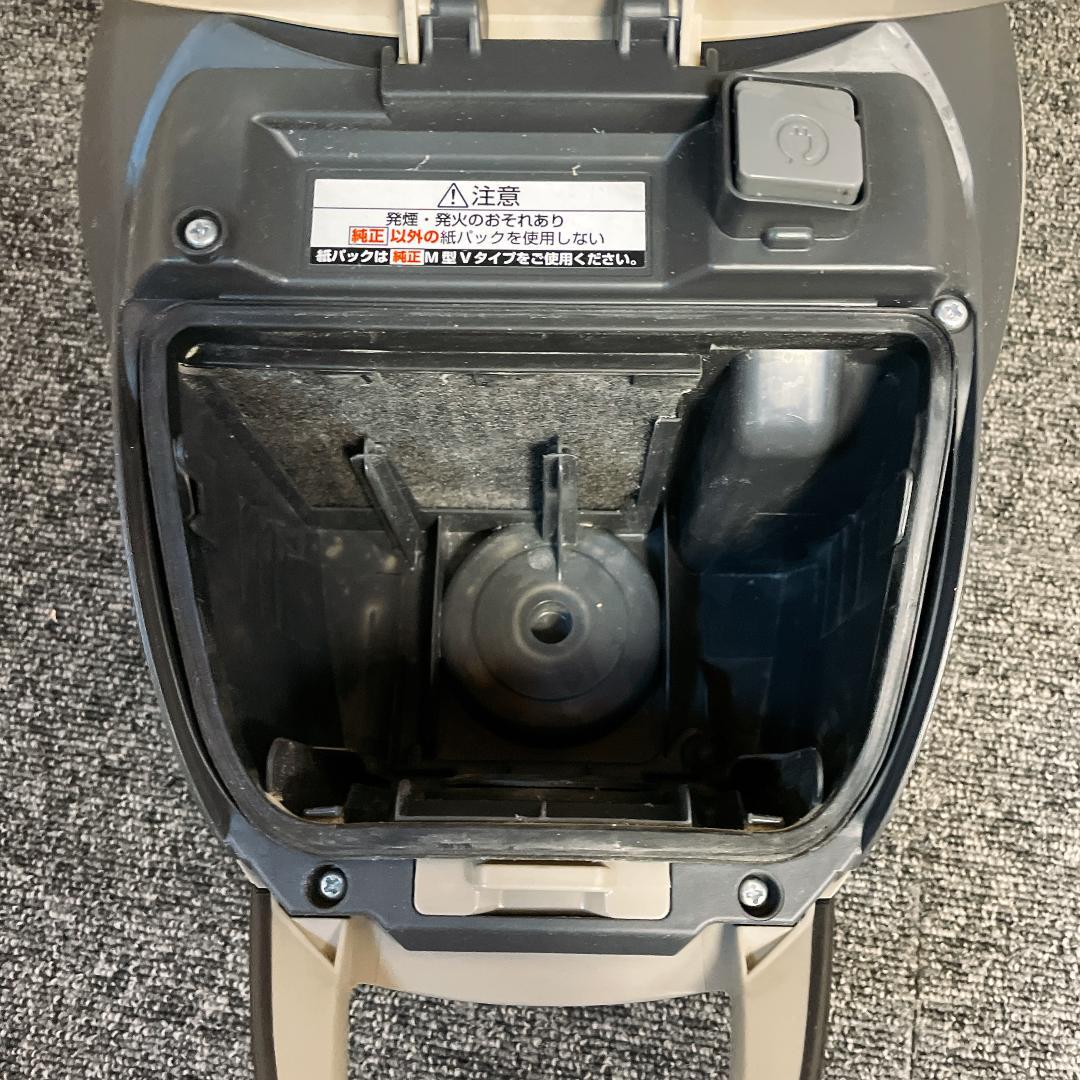 パナソニック　紙パック　掃除機　MC-PK15G-N　2014年製