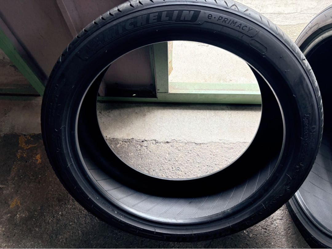 専用　 MICHELIN 225/45R21 95W ２本 クラウンクロスオーバ