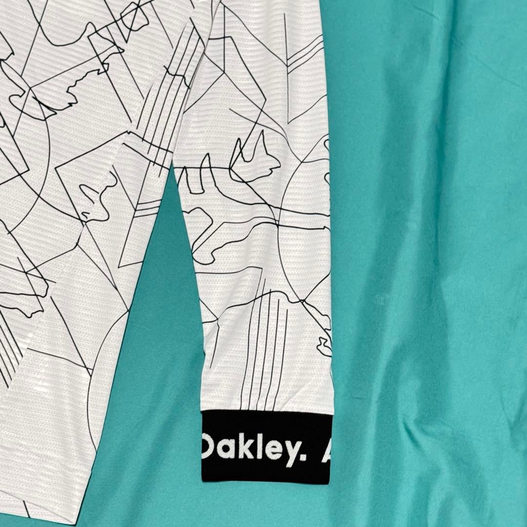 Oakley オークリー　モックネックシャツ　ホワイト　幾何学総柄ポリXL長袖