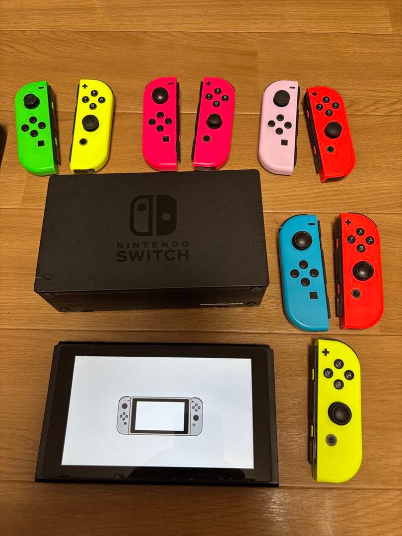 ஜ*ஜ様 【ジャンク】Nintendo Switch ジョイコン　ドック