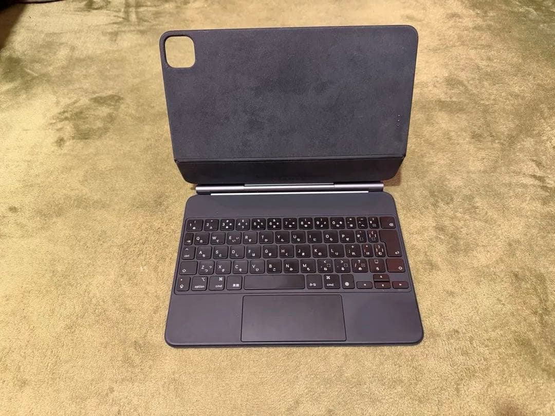 【値下げしました！】Apple iPad Pro ＋ MagicKeyboard