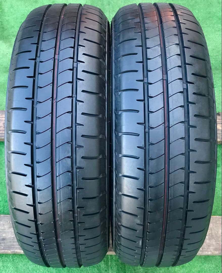 195/60 R15 BRIDGESTONE NEWNO ラジアルタイヤ