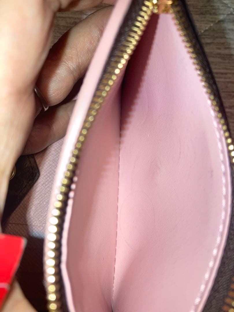 新品同様　Louis Vuitton ウォレット　ポルトフォイユ・ヴィクトリーヌ