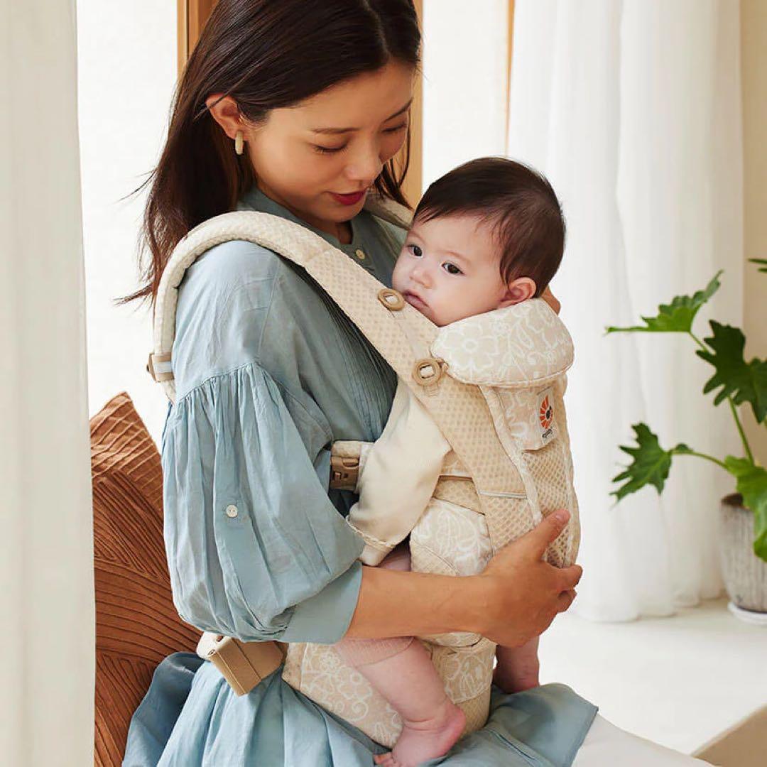 ergobaby オムニブリーズ 抱っこ紐 ベージュ