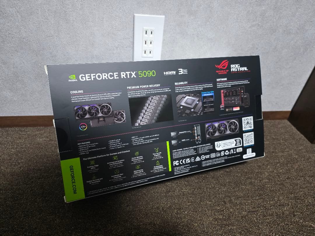 [新品] ASUS ROG ASTRAL GeForce RTX 5090 OC