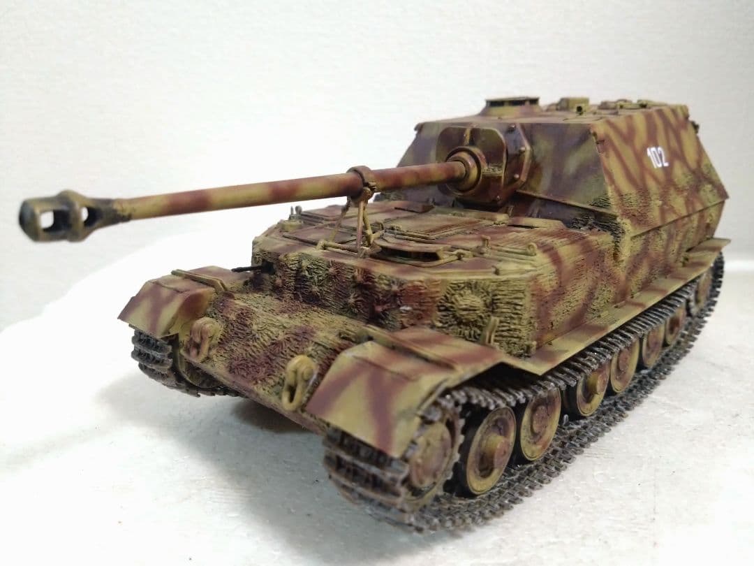 戦車プラモデル戦車完成品 ドラゴン1/35ドイツ重駆逐戦車 エレファント完成品