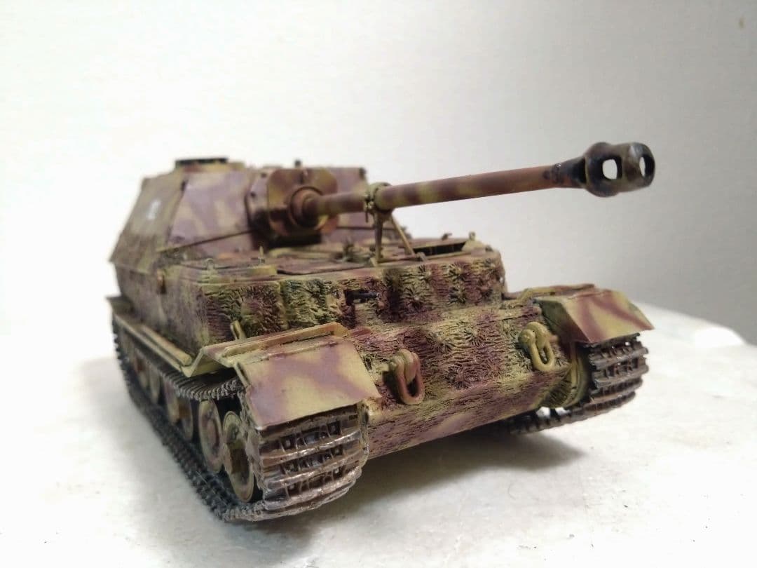 戦車プラモデル戦車完成品 ドラゴン1/35ドイツ重駆逐戦車 エレファント完成品