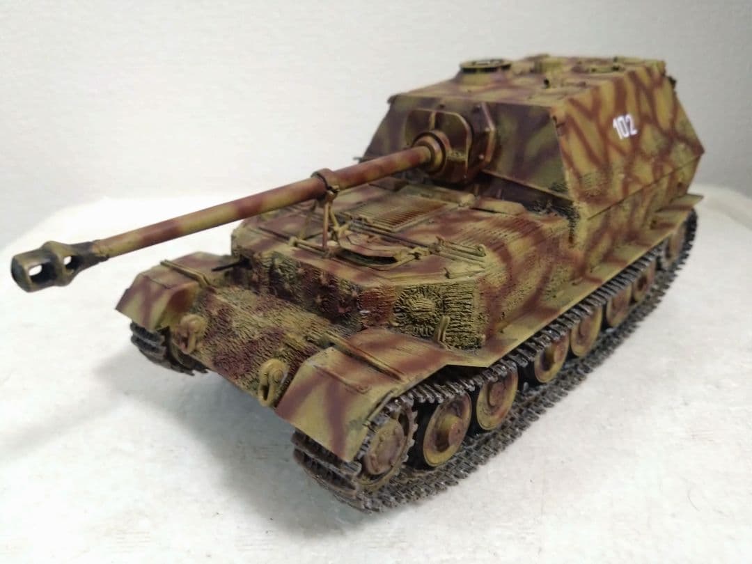 戦車プラモデル戦車完成品 ドラゴン1/35ドイツ重駆逐戦車 エレファント完成品