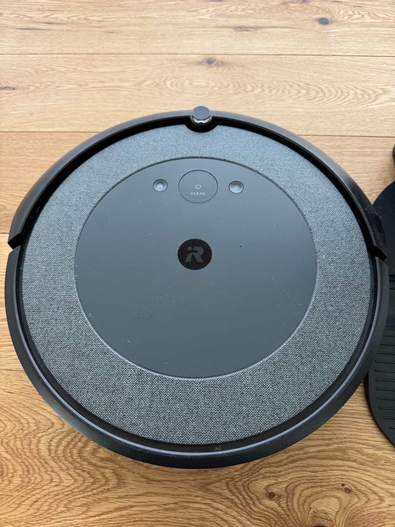 中古品 iRobot ルンバ i3+ RVD-Y1