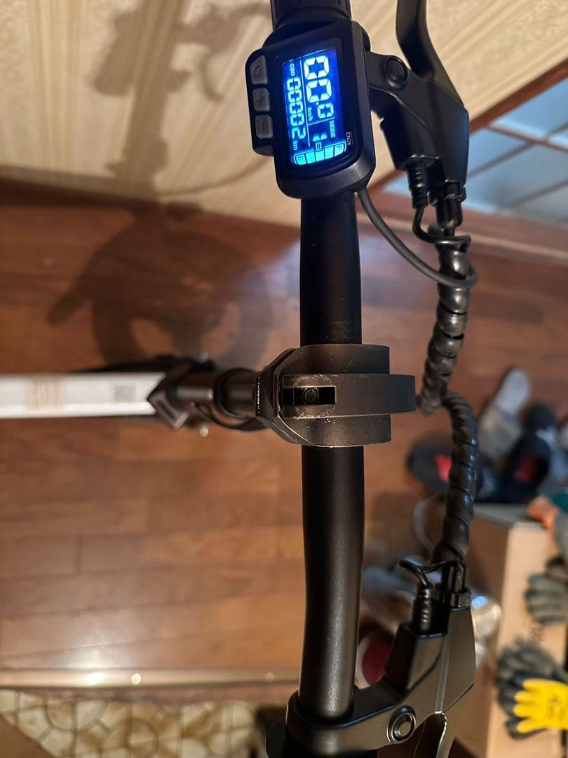 Hold On 電動アシスト自転車 ホワイト