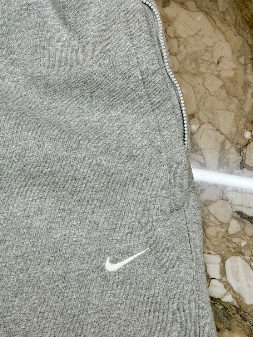 NIKE ナイキ　ソロスウッシュ　スウェットパンツ　グレー