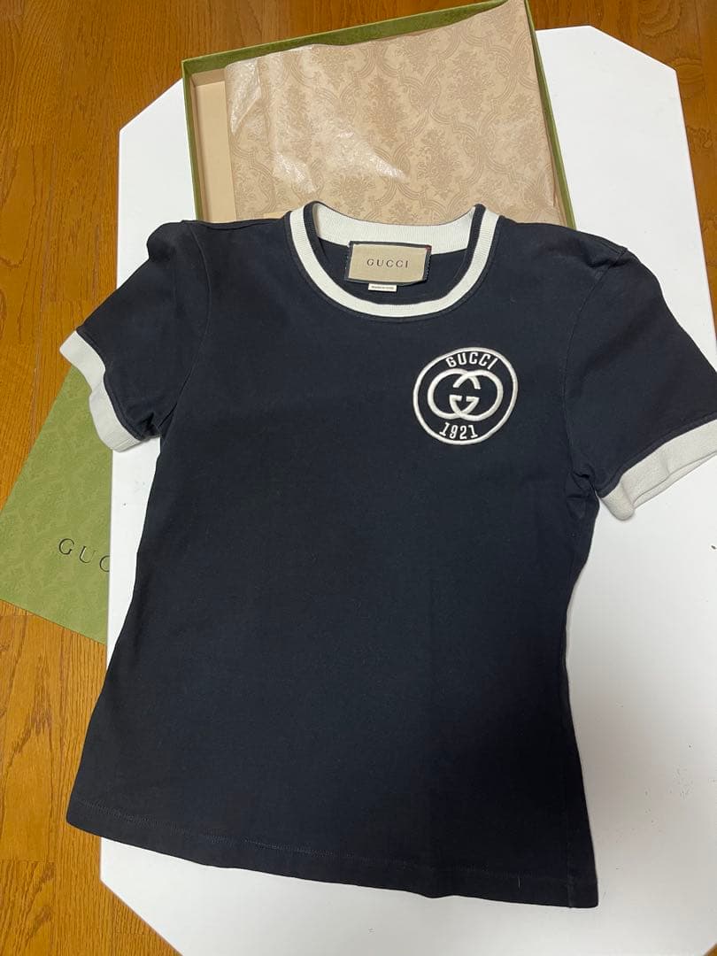 GUCCIレディース半袖Tシャツ