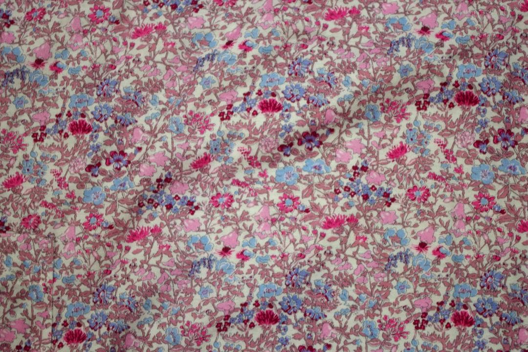 【新品】リバティ LIBERTY fabric　春秋物パジャマ（LL)　日本製