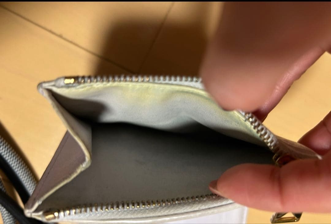 BOTTEGA VENETA 二つ折り財布