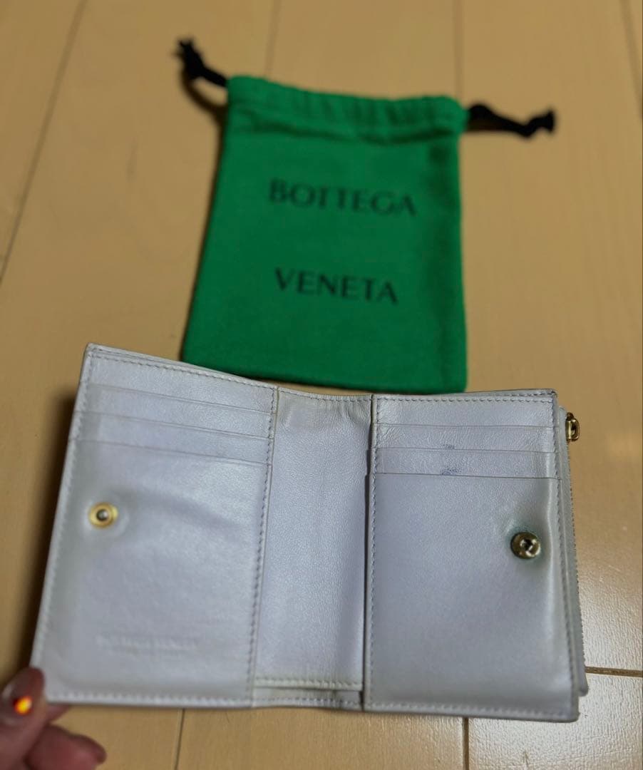BOTTEGA VENETA 二つ折り財布