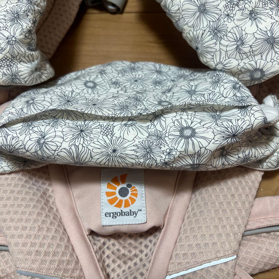 うめ様　美品　ergobaby 抱っこ紐 ピンク 花柄