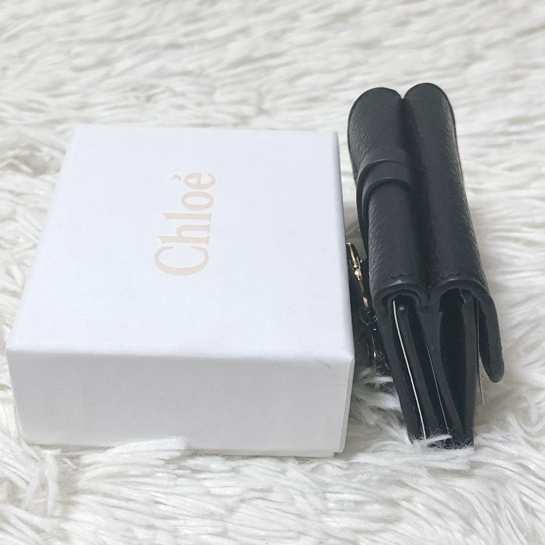 【新品、未使用】Chloe クロエ ３つ折り財布 ブラック コンパクト 金具
