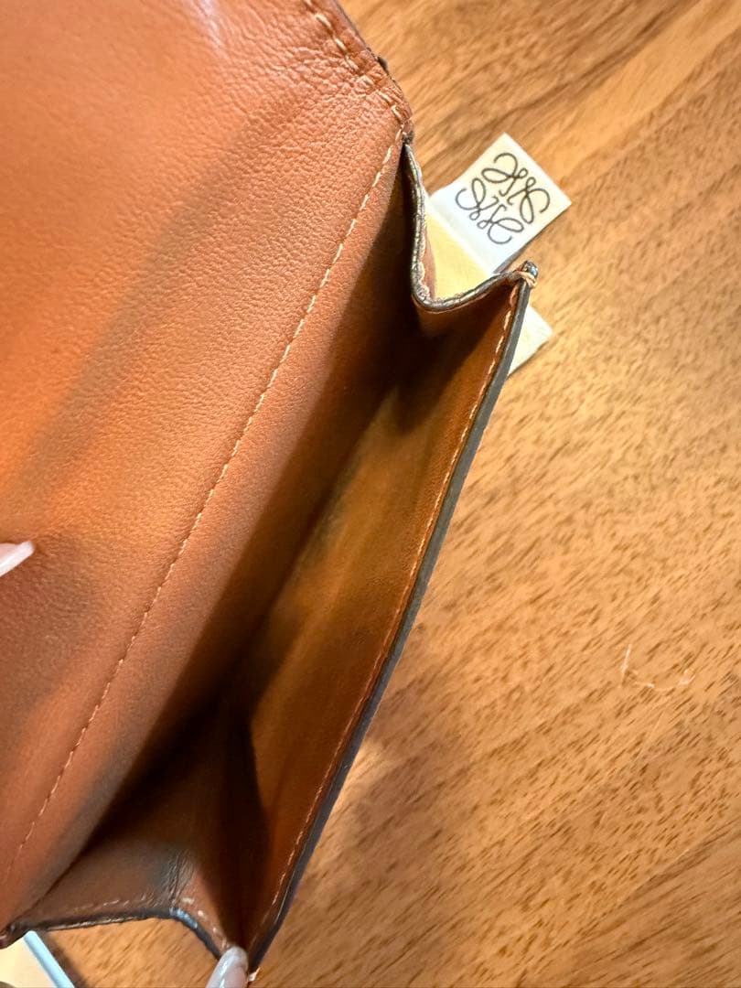 loewe★ロエベ★アナグラム トライフォールドウォレット　財布