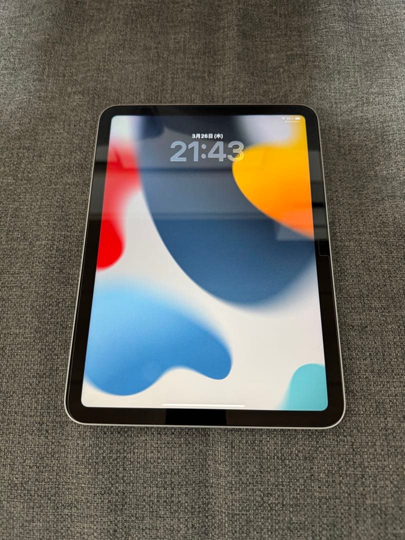 Apple iPad (第10世代) Wi-Fi 64GB シルバー 美品