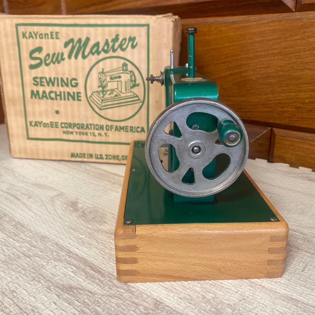 【アンティーク雑貨】Sew Master ミシン グリーン