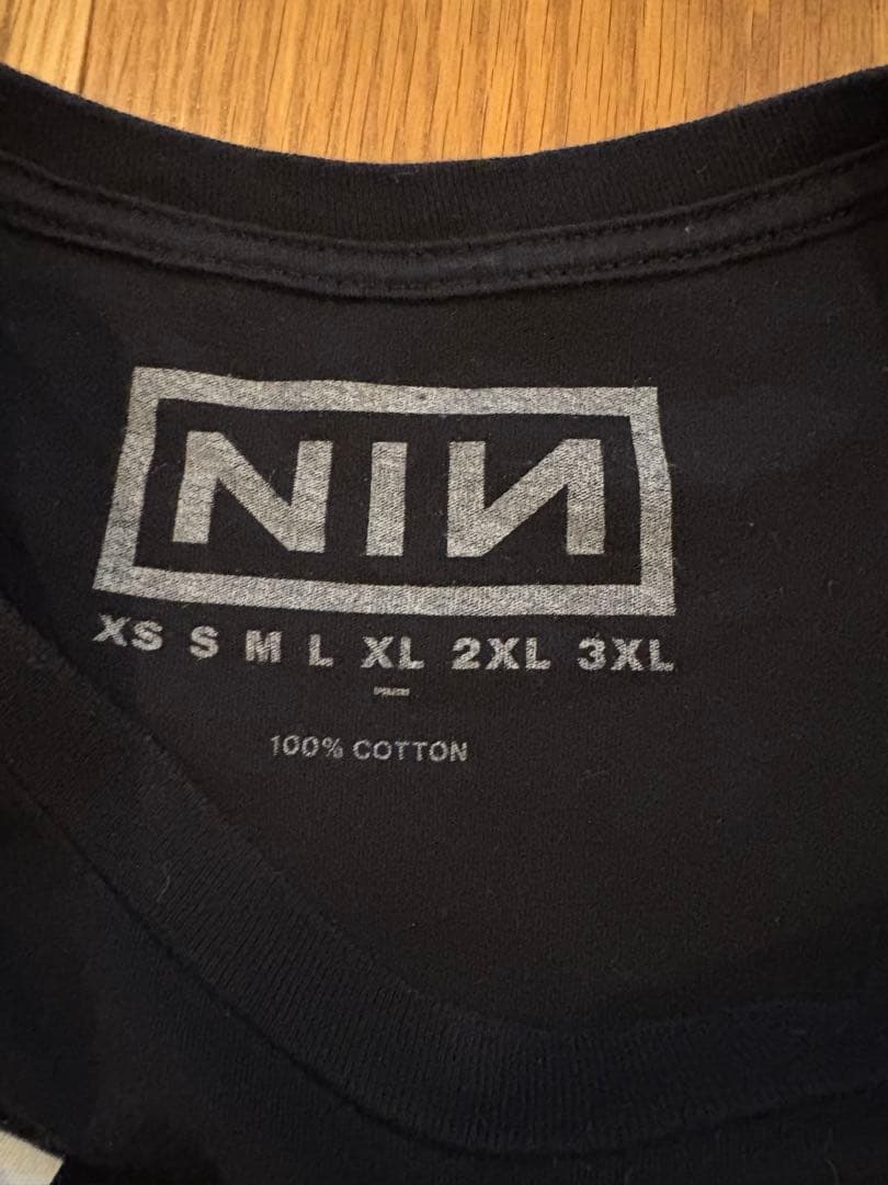 nine inch nails Tシャツ
