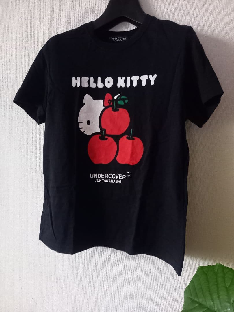 新品同様♡UNDERCOVER HELLO KITTY♡Tシャツ♡ Sanrio