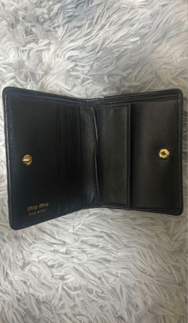 MIU MIU ブラック 二つ折り財布 即購入可