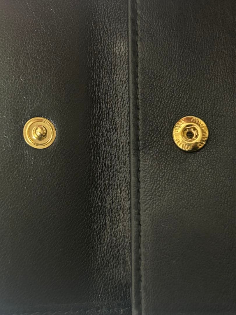 MIU MIU ブラック 二つ折り財布 即購入可