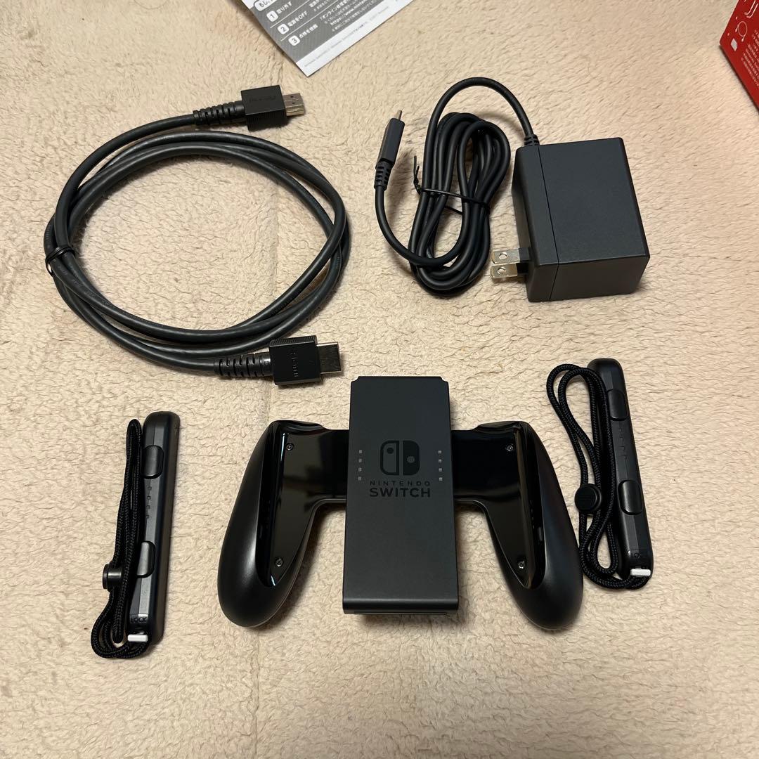 Nintendo Switch 本体 赤/黒