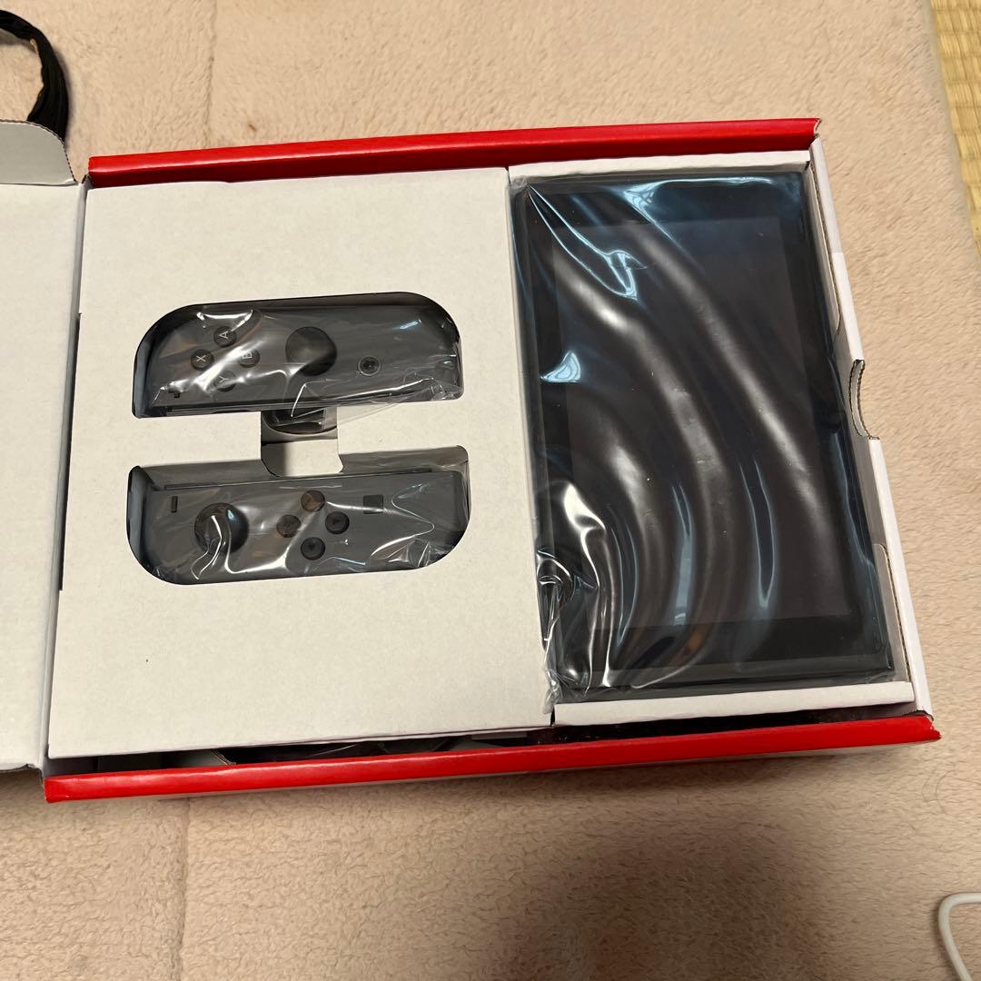 Nintendo Switch 本体 赤/黒