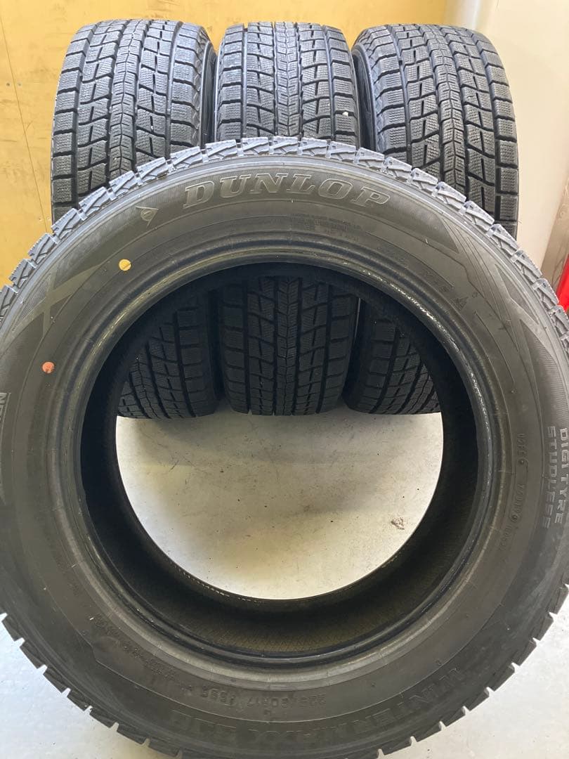 ★225/60R17 DUNLOP スタッドレスタイヤ4本SET バリ溝★