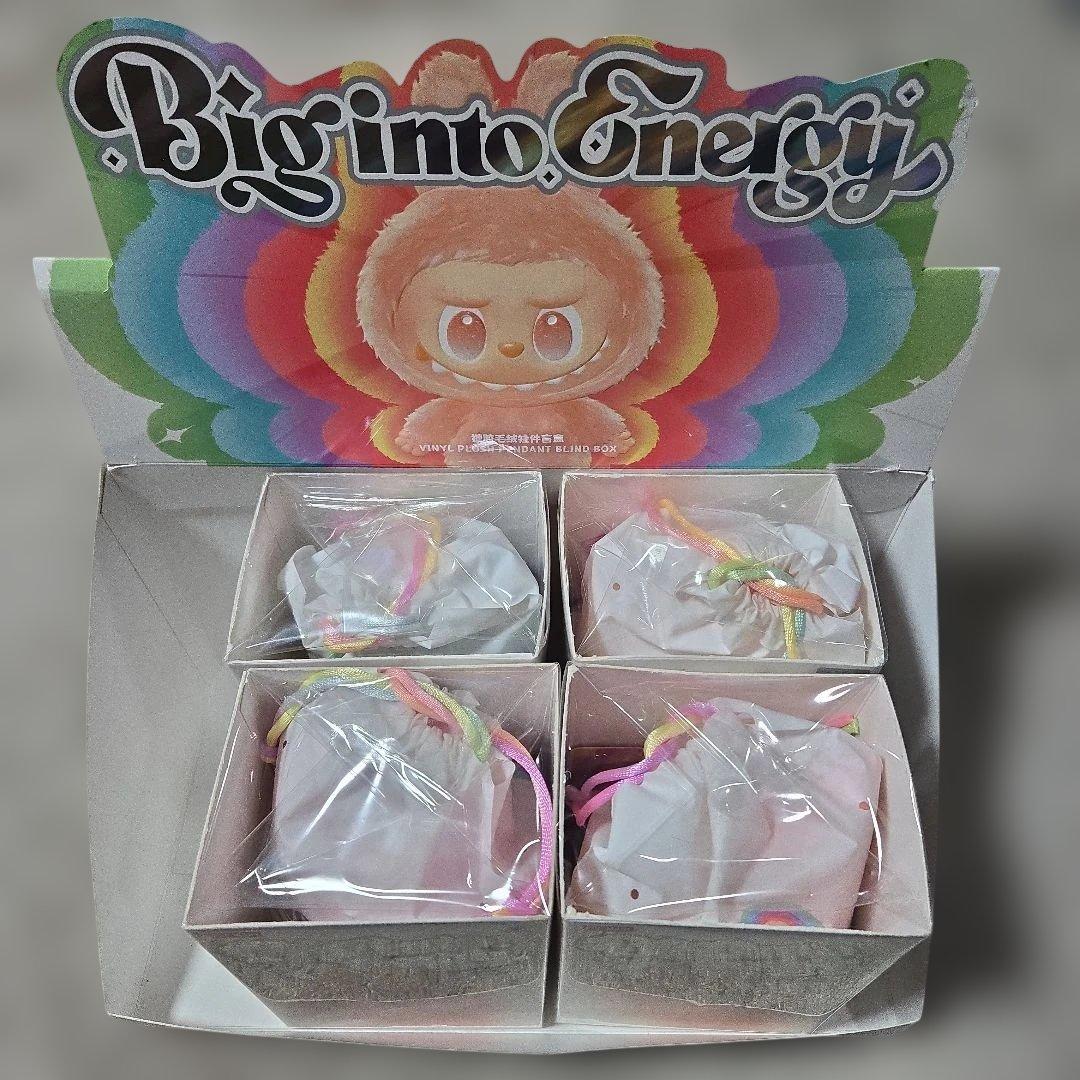 POP MART Big into Energy ぬいぐるみ4個入り/ラブブ