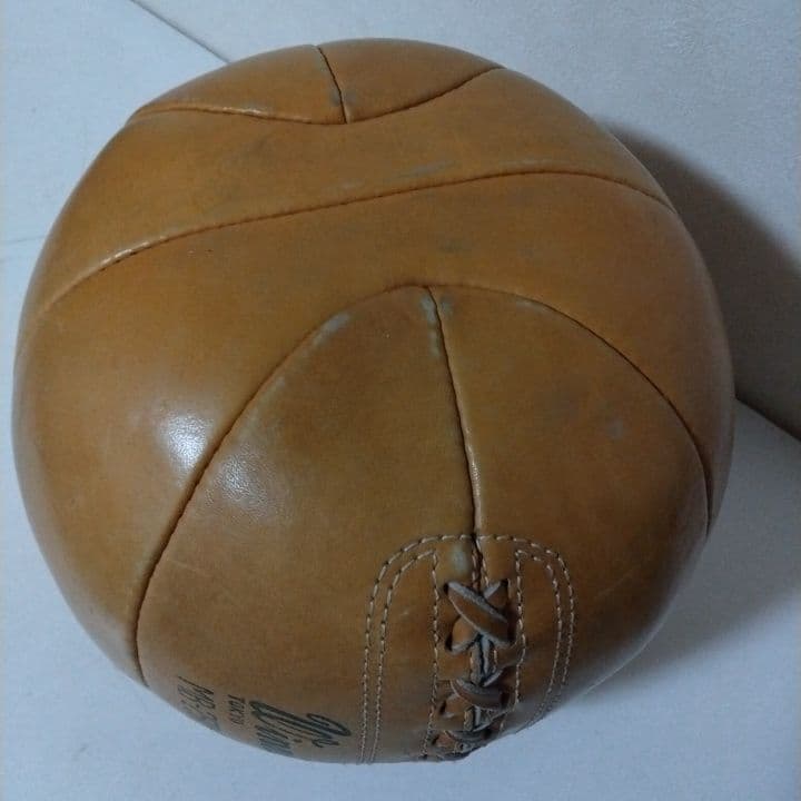 Winning メディシンボール 2KG MB-2500 皮革 レア