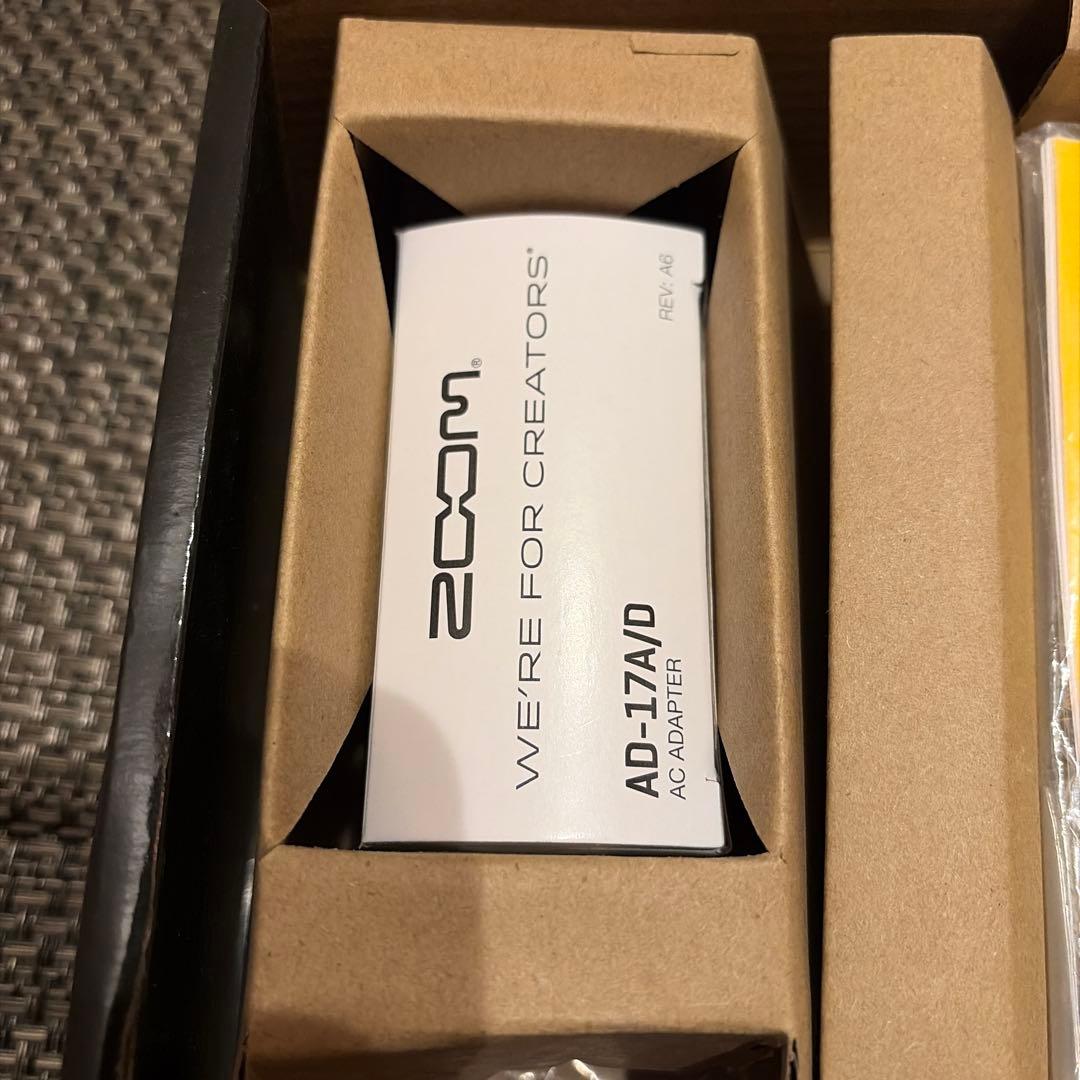 Zoom R8 マルチトラックレコーダー　美品
