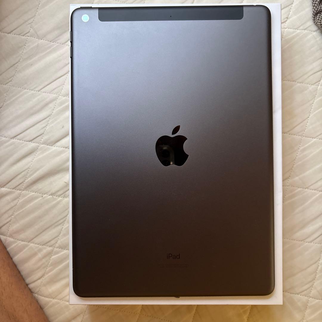 iPad第9世代　64GB