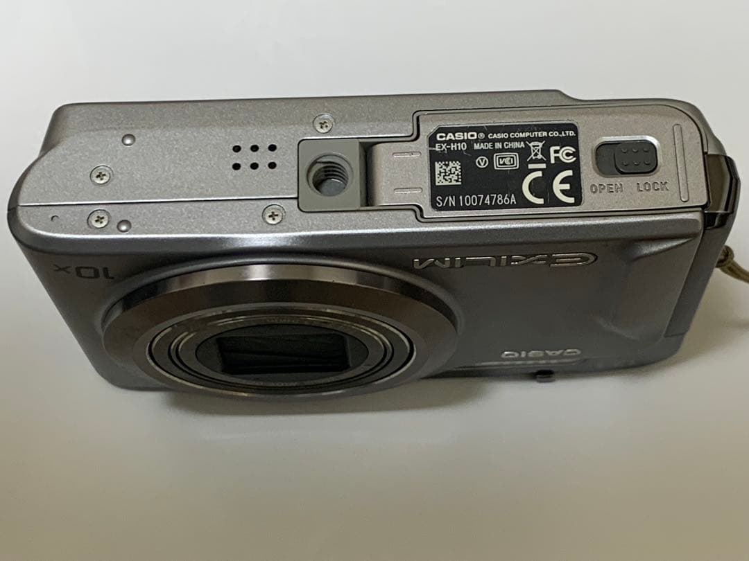 CASIO EXILIM EX-H10　コンデジ　簡易動作確認済み　訳あり