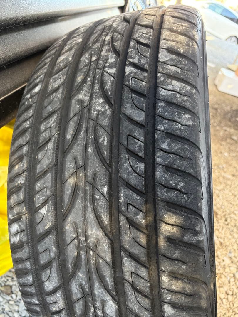 ヨコハマタイヤ　245/40r19 中古　4本