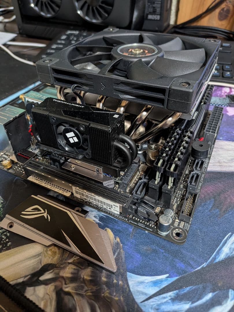 ROG Strix マザーボード ATX RGB対応