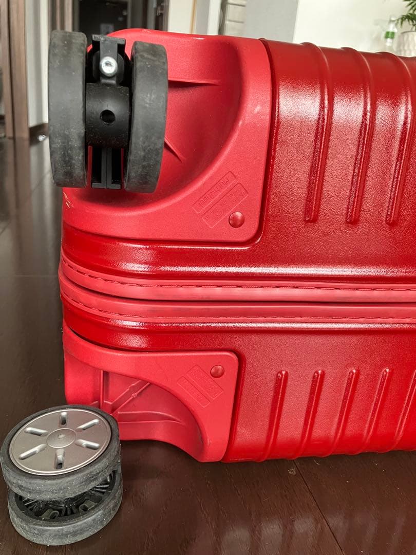 RIMOWA サルサ　104l